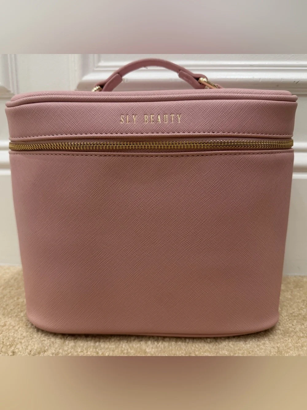 Sly Beauty Pink Vegan Leather Makeup Train Case Cosmetic Organizer